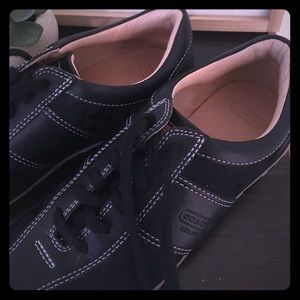 Black Coach lace ups shoes ✨Only worn once! ✨